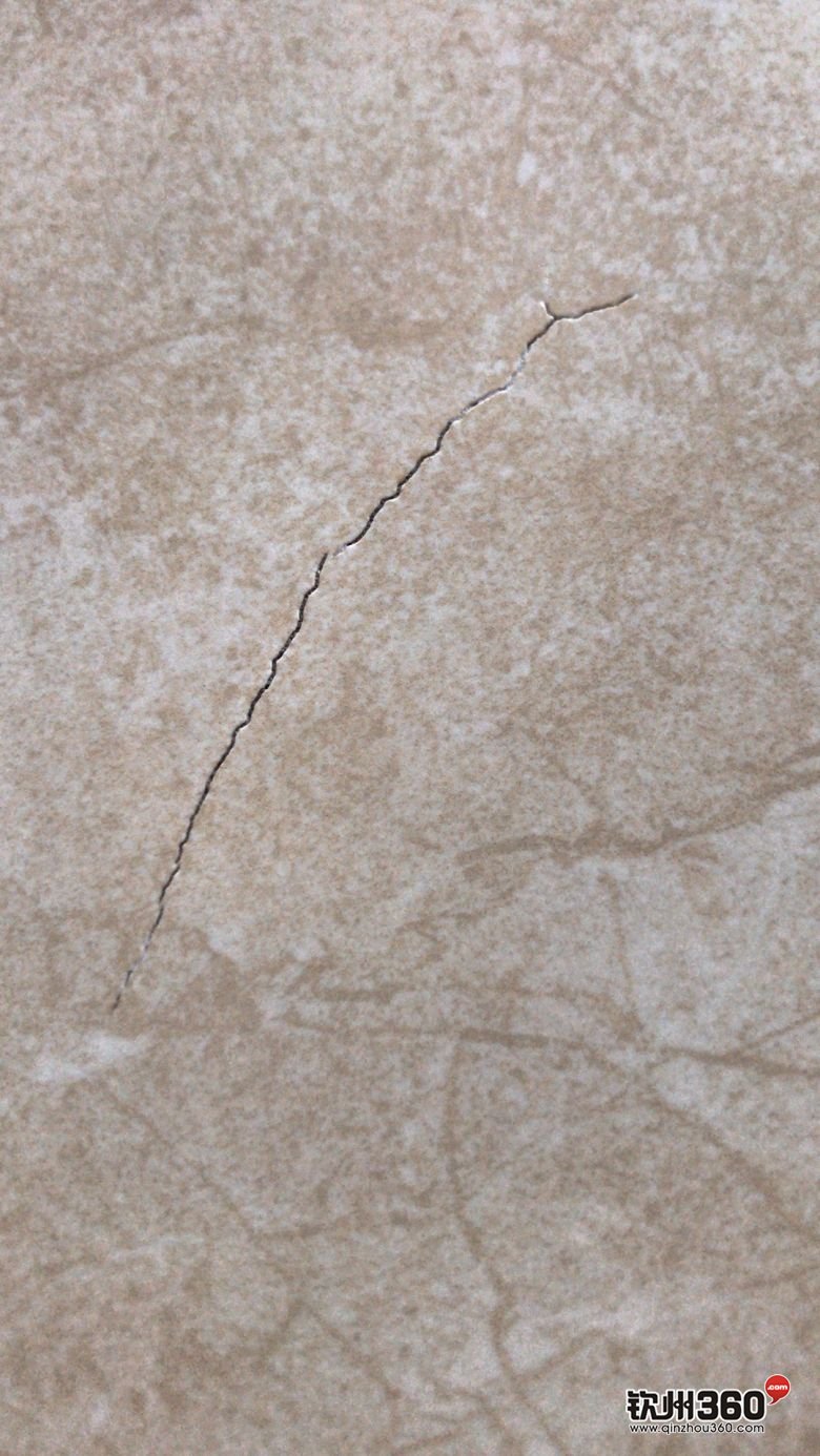墙砖开裂是什么原因引起的图片(墙砖开裂是什么原因引起的图片大全) 墙砖开裂是什么原因引起的图片(墙砖开裂是什么原因引起的图片大全)